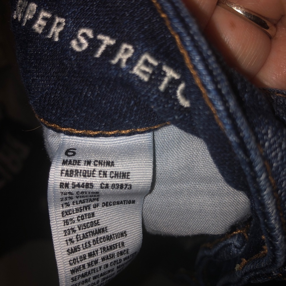 Size 6 super stretch American eagle cut off shorts